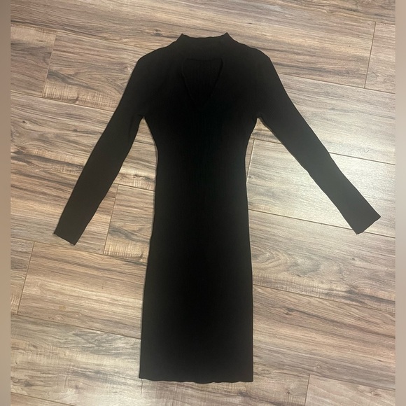 Women's Long Sleeve Mock Neck Rib Tatia Dress /key hole - Picture 5 of 8